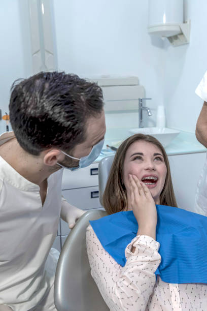 Best Pediatric Emergency Dentist in Fetters Hot Springs Agua Liente, CA