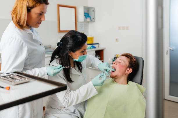 Best Emergency Dental Care for Broken or Chipped Teeth in Fetters Hot Springs Agua Liente, CA